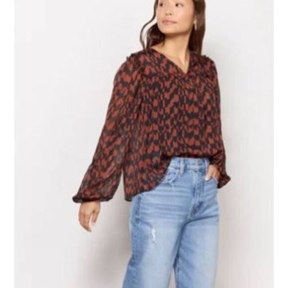 Evereve Tops - Evereve Leo Blouse Long Sleeve Shirt Top Women Size Small NWT Split Neckline